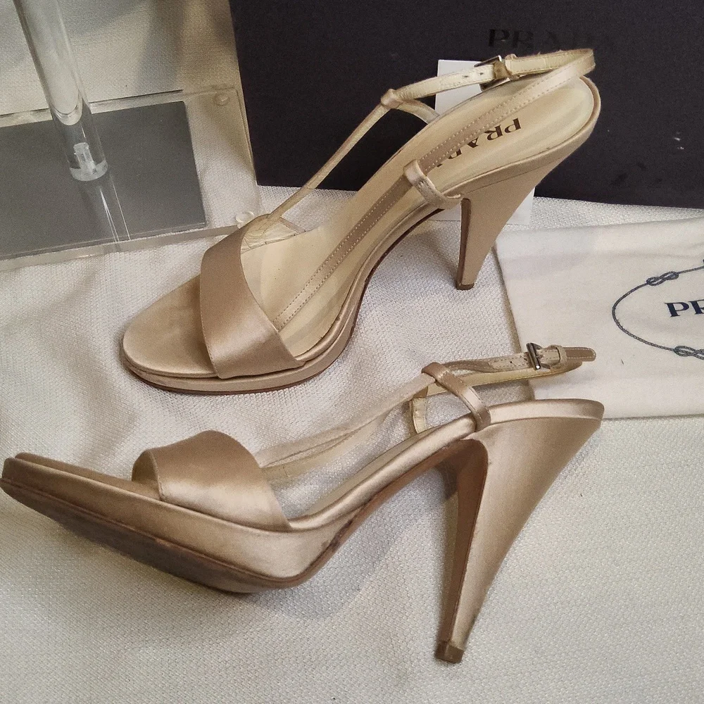 Prada Raso Sabbia champagne satin platform peep toe sandals pumps heels shoes - Picture 8 of 9